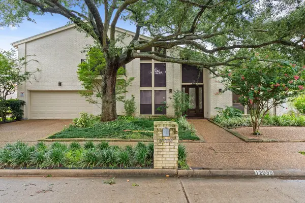 12039 E Circle Drive, Houston, TX 77071