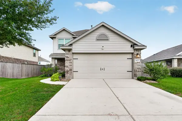 8623 River Crest Drive, Baytown, TX 77521