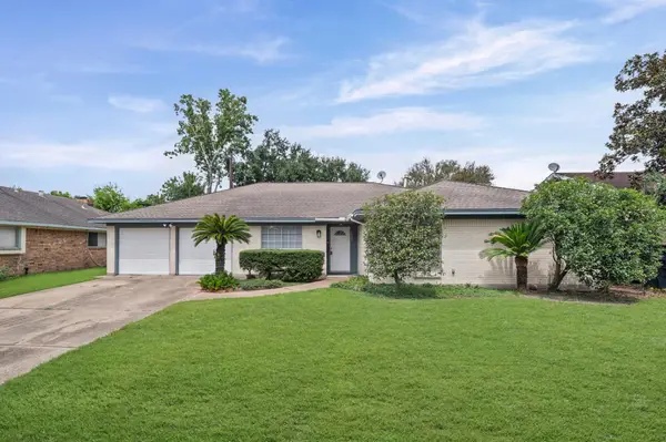 8223 Gulf Tree Lane, Houston, TX 77075