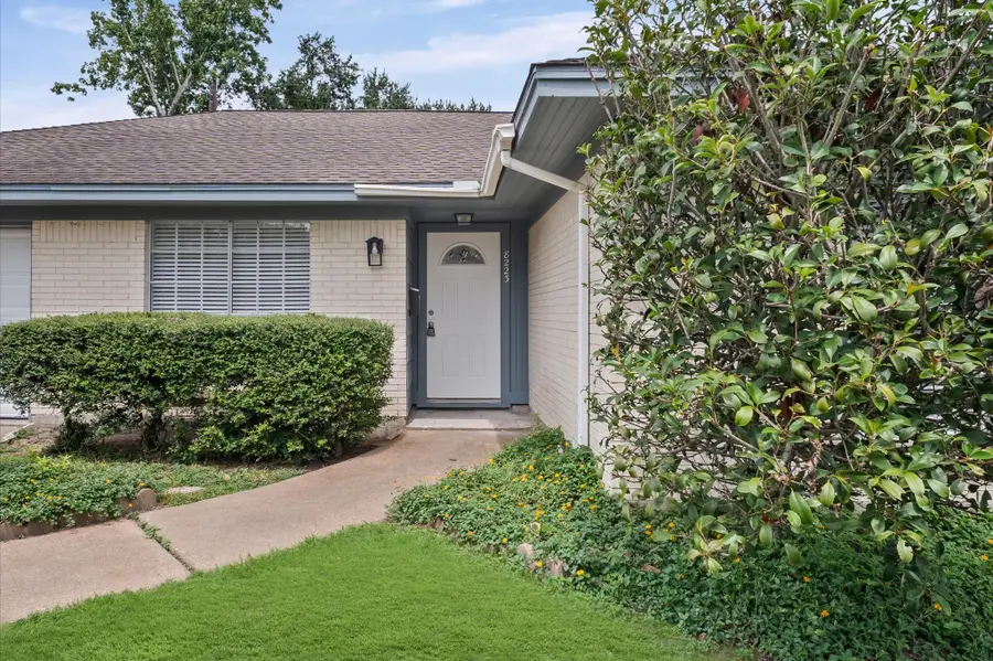 8223 Gulf Tree Lane, Houston, TX 77075 - #2