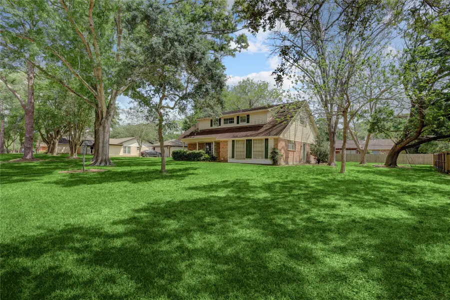 105 Hillcrest Drive, Alvin, TX 77511 - #3