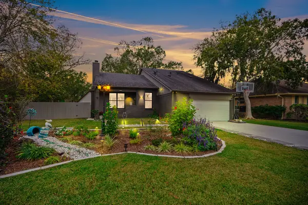 5402 Royal Parkway, Friendswood, TX 77546