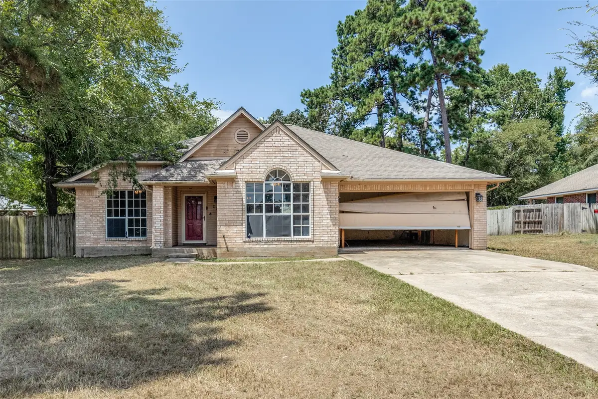 221 Tupelo Lane, Conroe, TX 77304 - #1