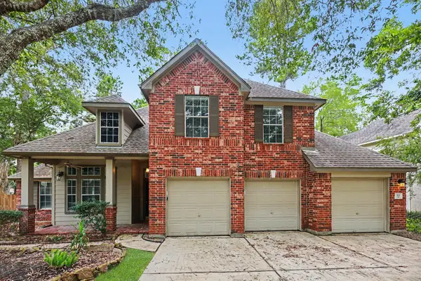 83 E Whistlers Bend Circle, Conroe, TX 77384