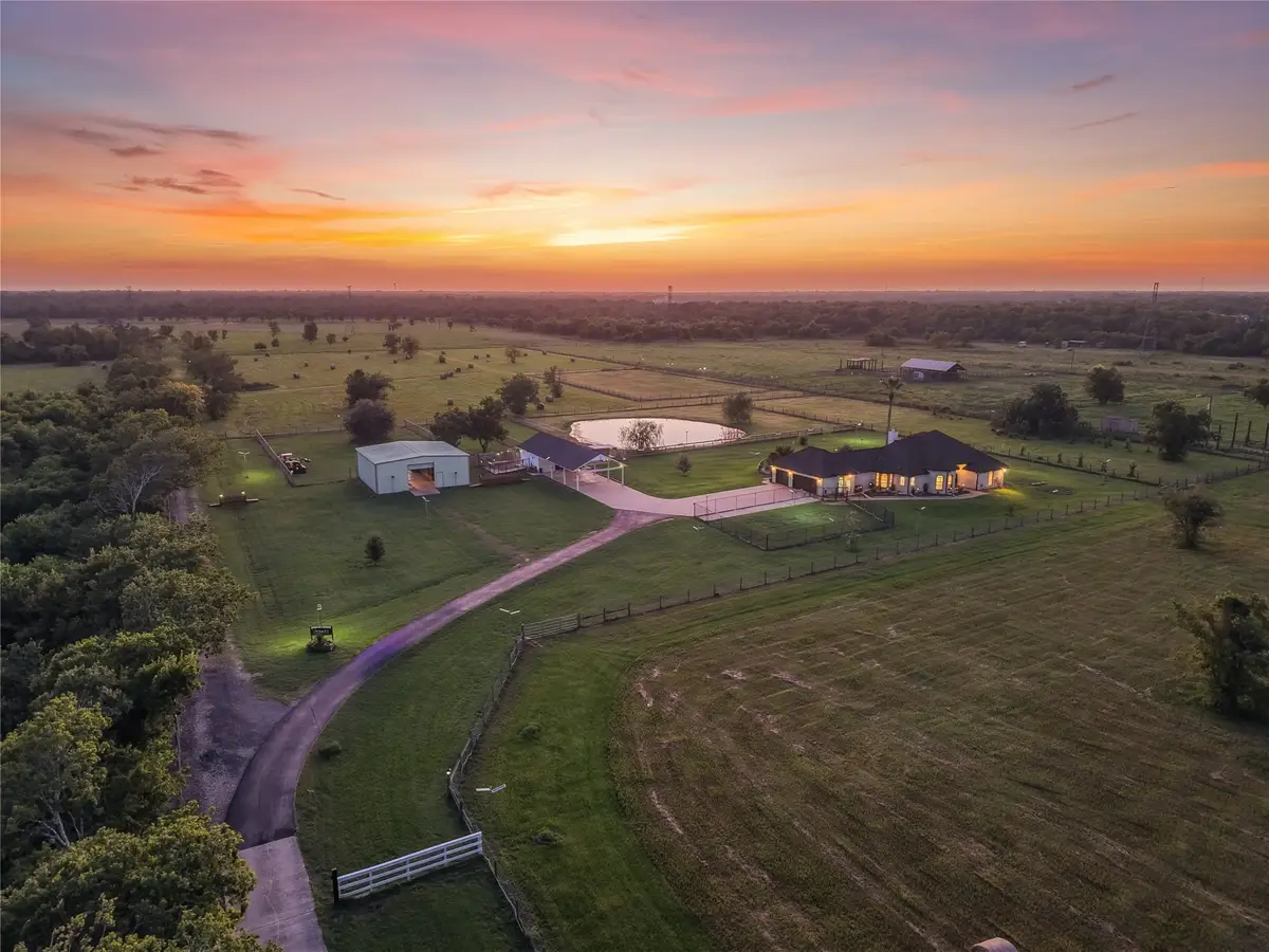 616 County Road 44, Angleton, TX 77515 - #1