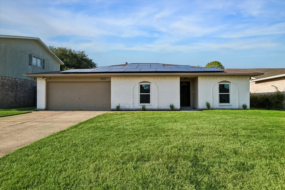 9807 Sparrow Street, La Porte, TX 77571 - #1