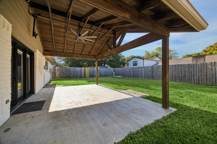 9807 Sparrow Street, La Porte, TX 77571 - #3