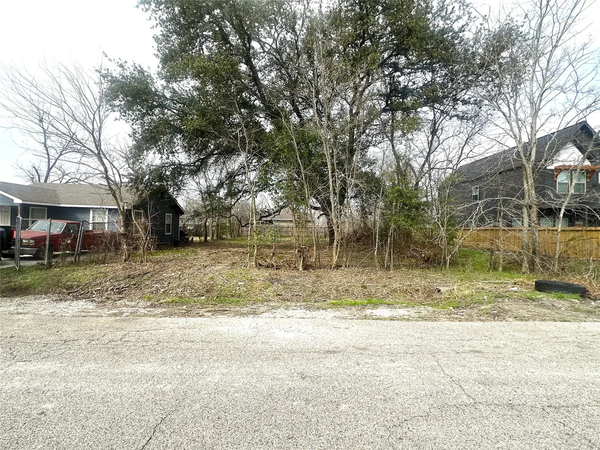 8109 Jeffery Street, Houston, TX 77028 - #1