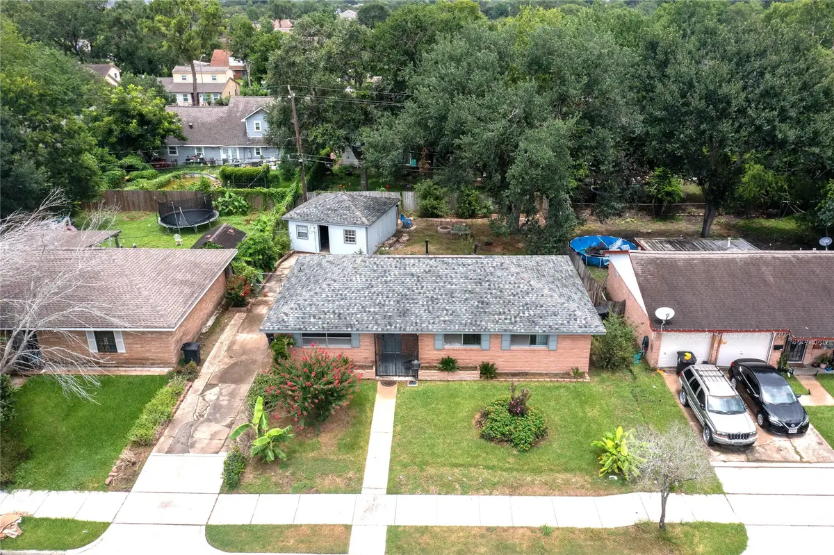 4214 Knotty Oaks Trail, Houston, TX 77045 - #1