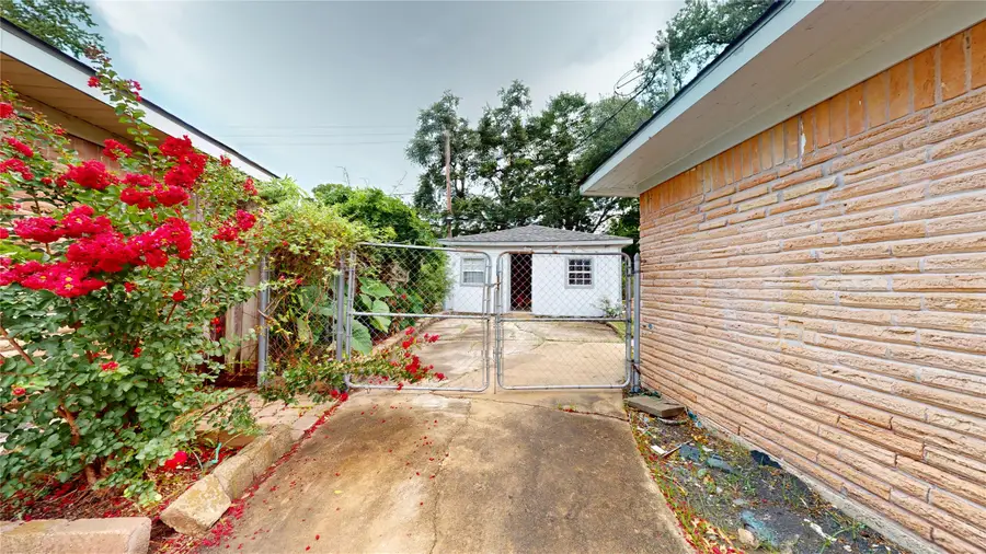 4214 Knotty Oaks Trail, Houston, TX 77045 - #2