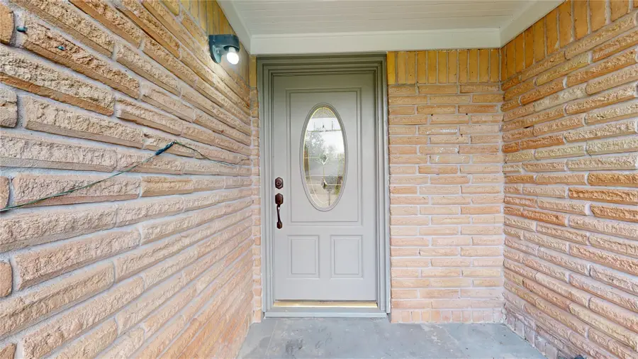 4214 Knotty Oaks Trail, Houston, TX 77045 - #3