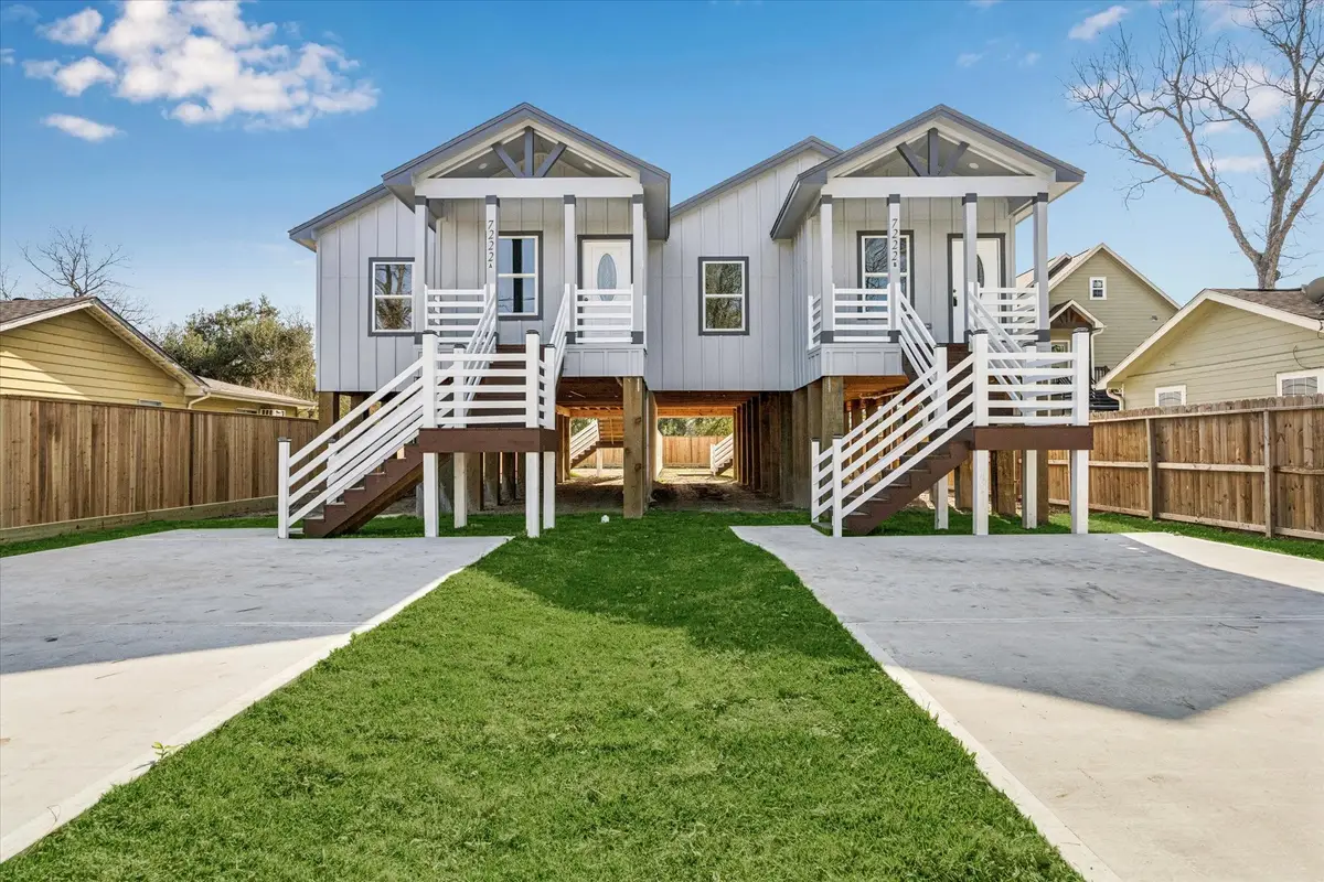 7222 Philibert Lane #A/B, Houston, TX 77028 - Image #1