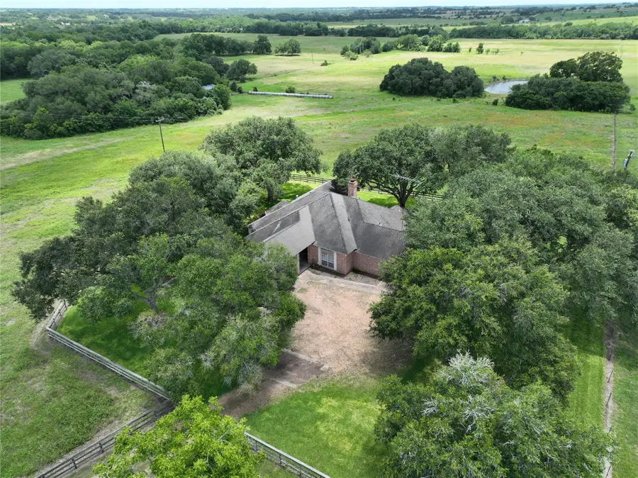 1552 Holub Road, Schulenburg, TX 78956 - #3