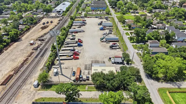 2510 Sakowitz Street, Houston, TX 77020