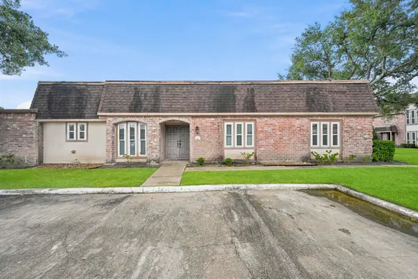 2931 Camelot Lane, Missouri City, TX 77459