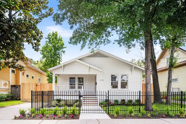 1215 Ashland Street, Houston, TX 77008