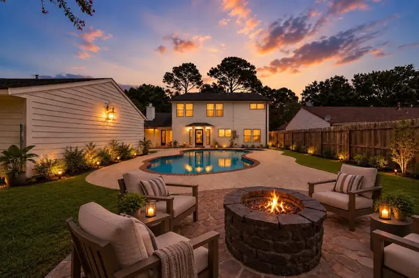 16011 Pinyon Creek Drive, Houston, TX 77095