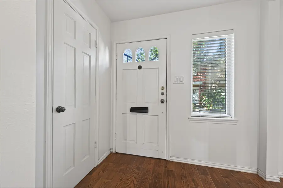 5530 Holly Street #F, Houston, TX 77081 - Image #2