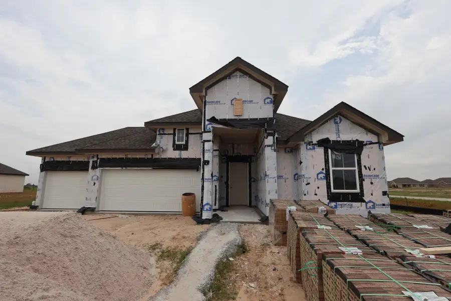 225 Dunovant Drive, Sealy, TX 77474 - #2