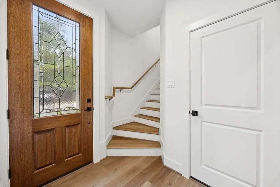 2121C Hoskins Drive, Houston, TX 77080 - Image #3