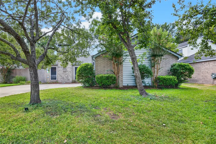 12135 Ella Lee Lane, Houston, TX 77077 - #3