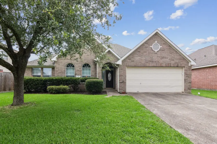 321 Josh Way, La Porte, TX 77571 - Image #3