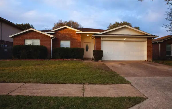 17058 Clan Macgregor Drive, Houston, TX 77084