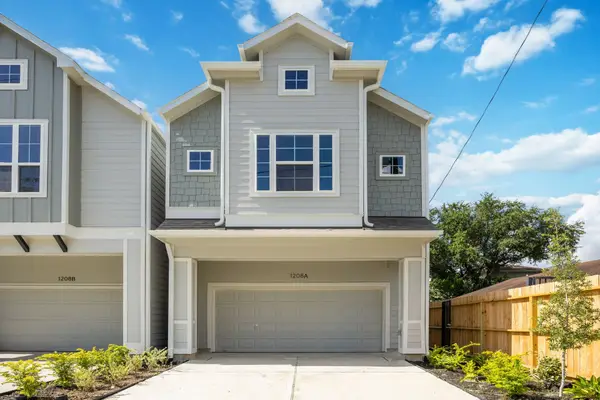 1208 E 26th Street #A, Houston, TX 77009