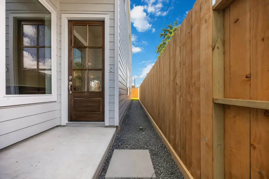 1208 E 26th Street #A, Houston, TX 77009 - #2