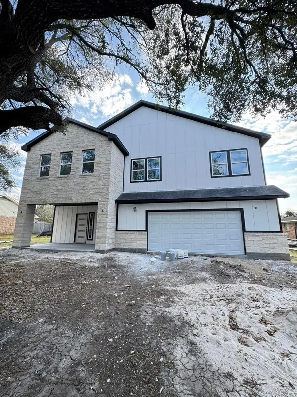 2104 Montana Street, Baytown, TX 77520