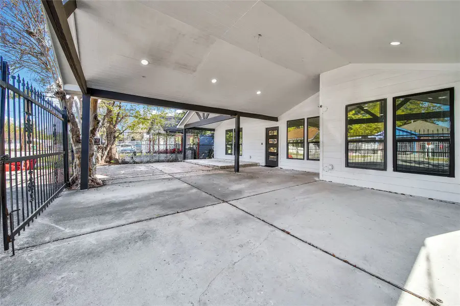 7414 Corpus Christi Street, Houston, TX 77020 - Image #3