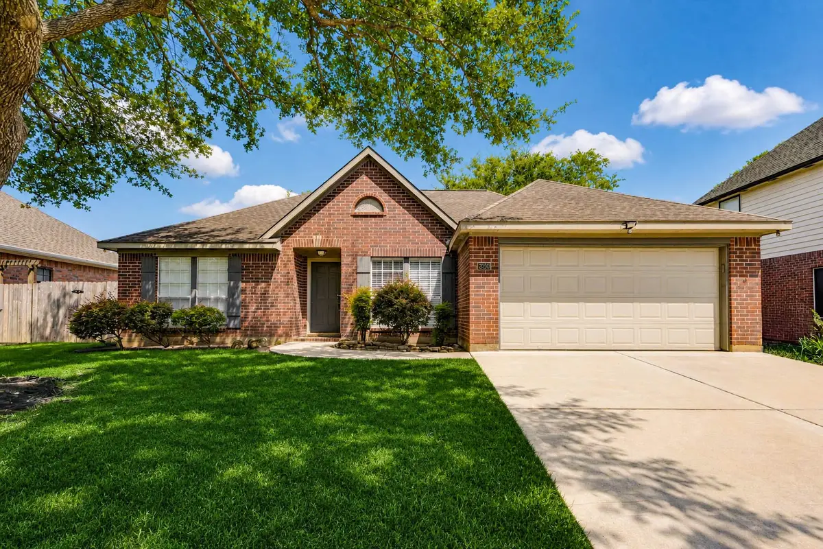 3230 Lee Circle, Pearland, TX 77581 - #1