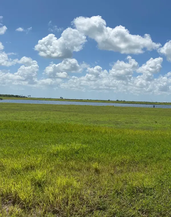0 Redfish Retreat Drive, Port Lavaca, TX 77979