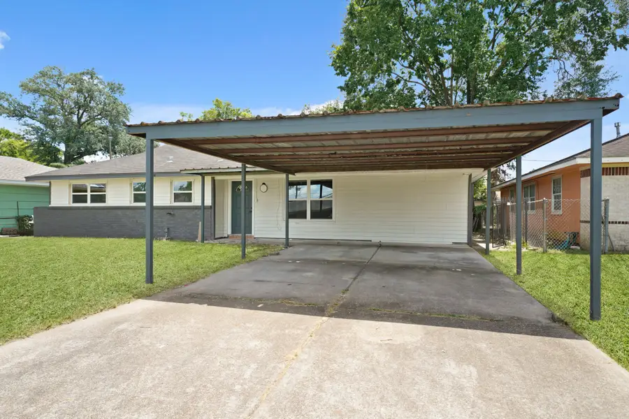 6826 Kingsway Drive, Houston, TX 77087 - Image #2