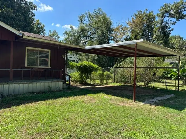 809 E Clark Avenue, Crockett, TX 75835 - #3