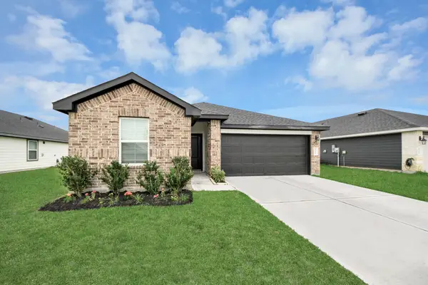 1313 Bison View Lane, Sealy, TX 77474