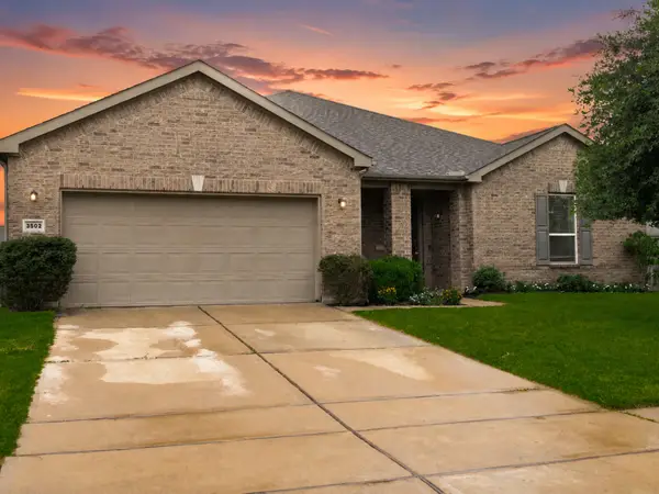 3502 Saxton Green Road, Pearland, TX 77584