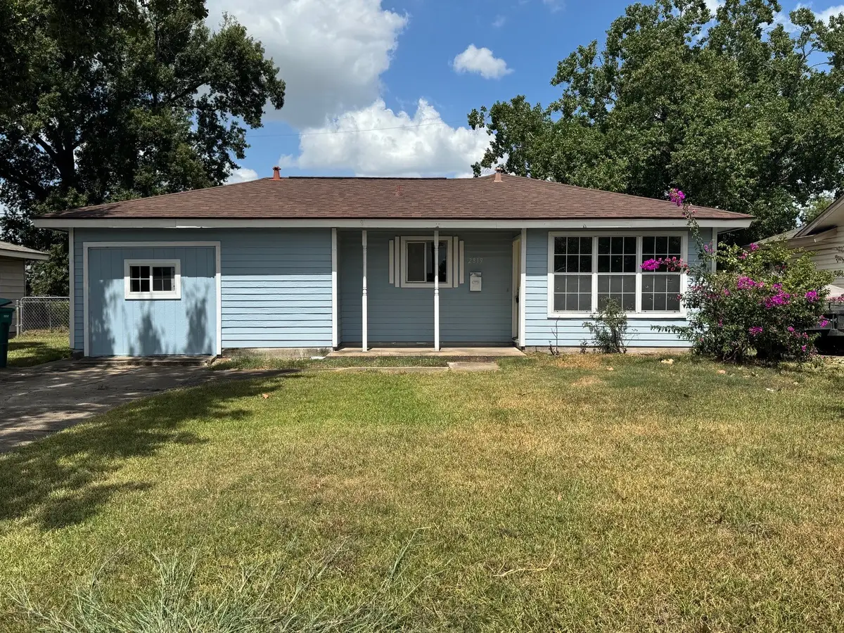2819 Thomas Avenue, Pasadena, TX 77506 - #1