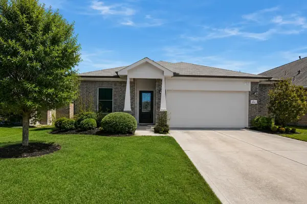 4822 Seaside Sparrow Lane, Baytown, TX 77521