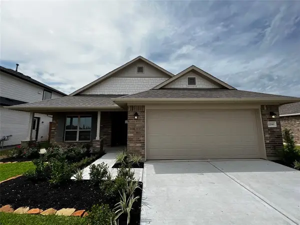 13910 Seneca Lake Drive, Texas City, TX 77568