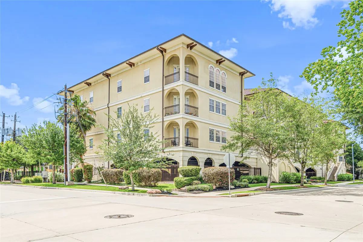 7134 S Mapleridge Street S #2E, Houston, TX 77081 - #1