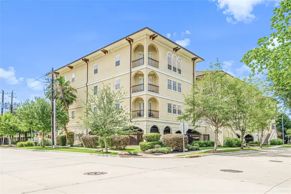 7134 S Mapleridge Street S #2E, Houston, TX 77081