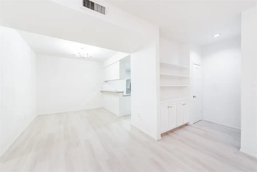 11711 Memorial Drive #129, Houston, TX 77024 - Image #3