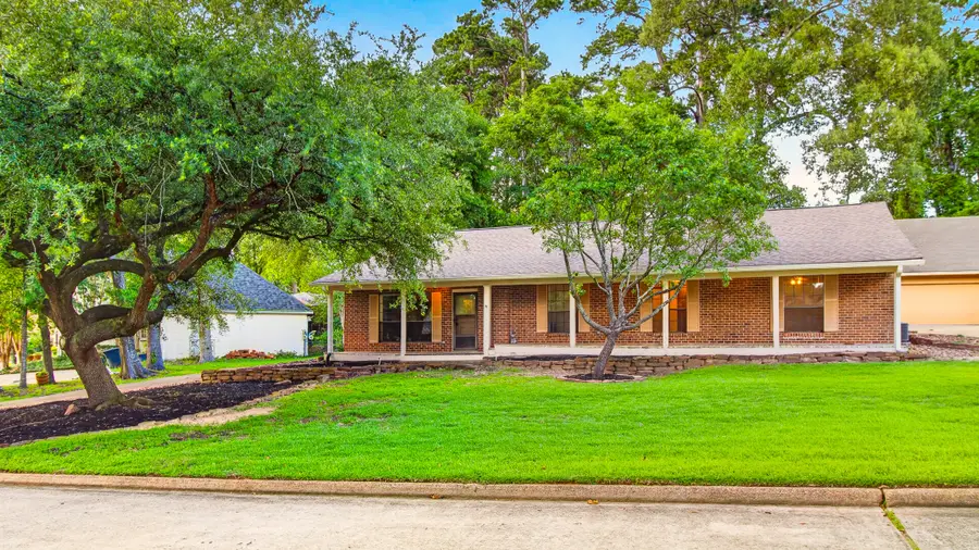 107 Greenbriar Drive, Conroe, TX 77356 - #2