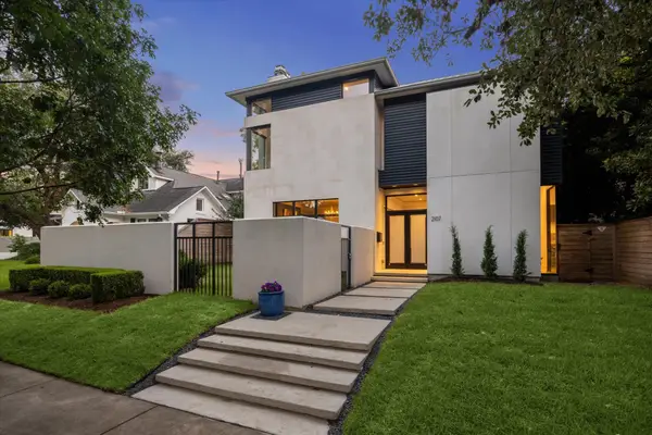 2107 Wroxton Road, Houston, TX 77005