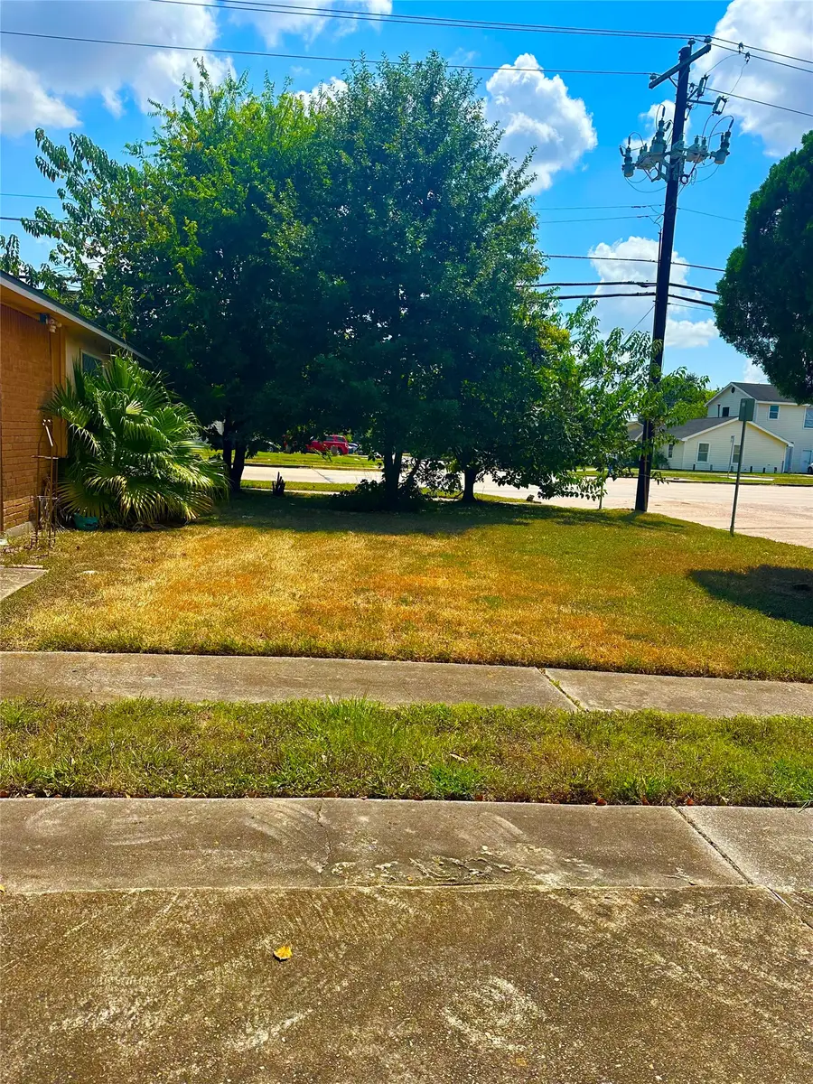 5502 Mackinaw Street, Houston, TX 77053 - #3