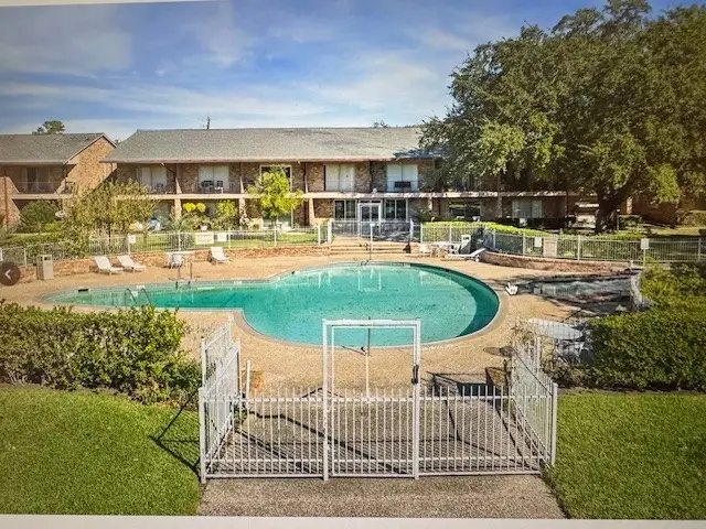 7600 Burgoyne Road #206, Houston, TX 77063 - #1