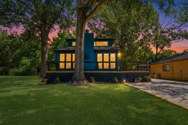 300 Water View Drive, Livingston, TX 77351