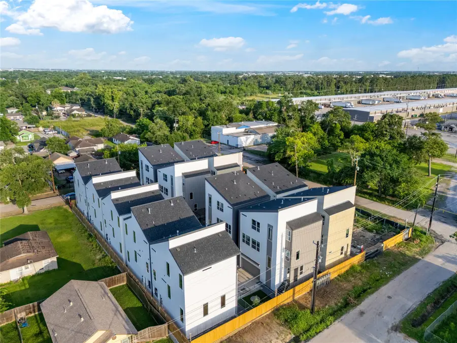 2942 Pitzlin Street, Houston, TX 77023 - Image #3