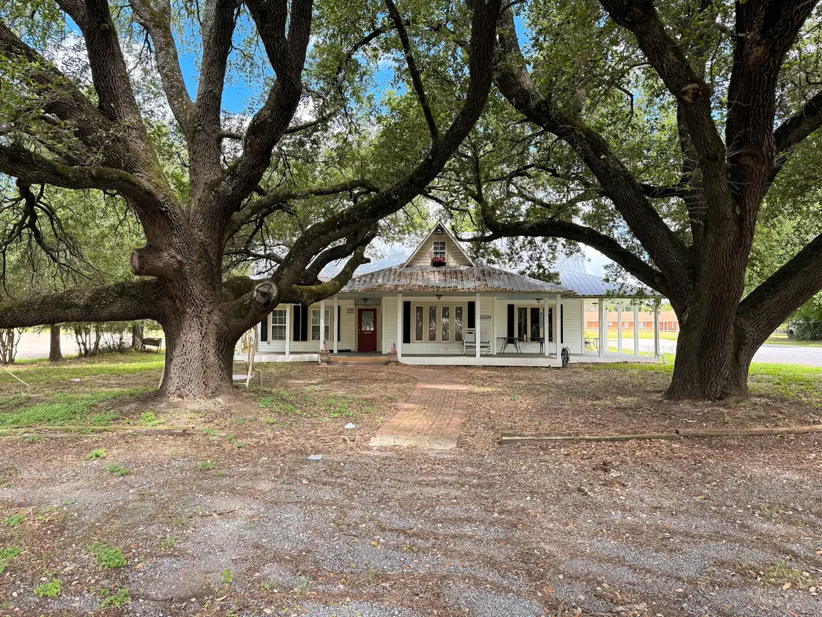 313 S Main Street, Jewett, TX 75846 - #1